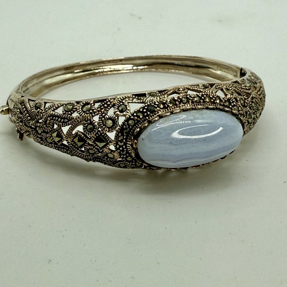 Vintage Sterling Silver Marcasite & Blue Lace Agate Hinged Bangle Bracelet 6.5-7 - Picture 15 of 17